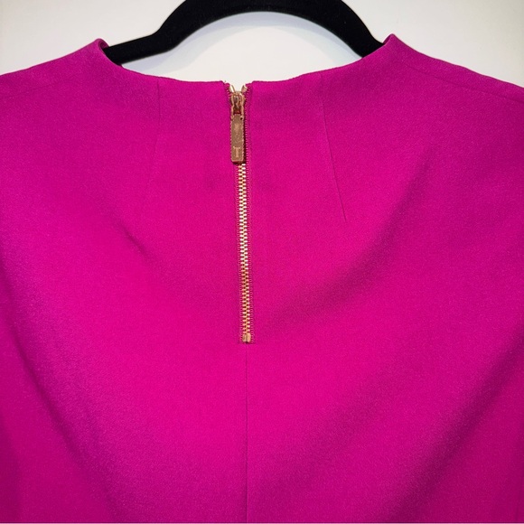 Ted Baker Short Sleeve Magenta V-Neck‎ Blouse | Size 2 (US 6 / Small) - Picture 4 of 6